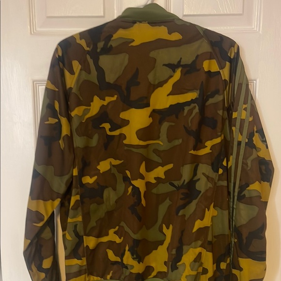 Adidas Jeremy Scott Camouflage Jacket - Picture 3 of 4